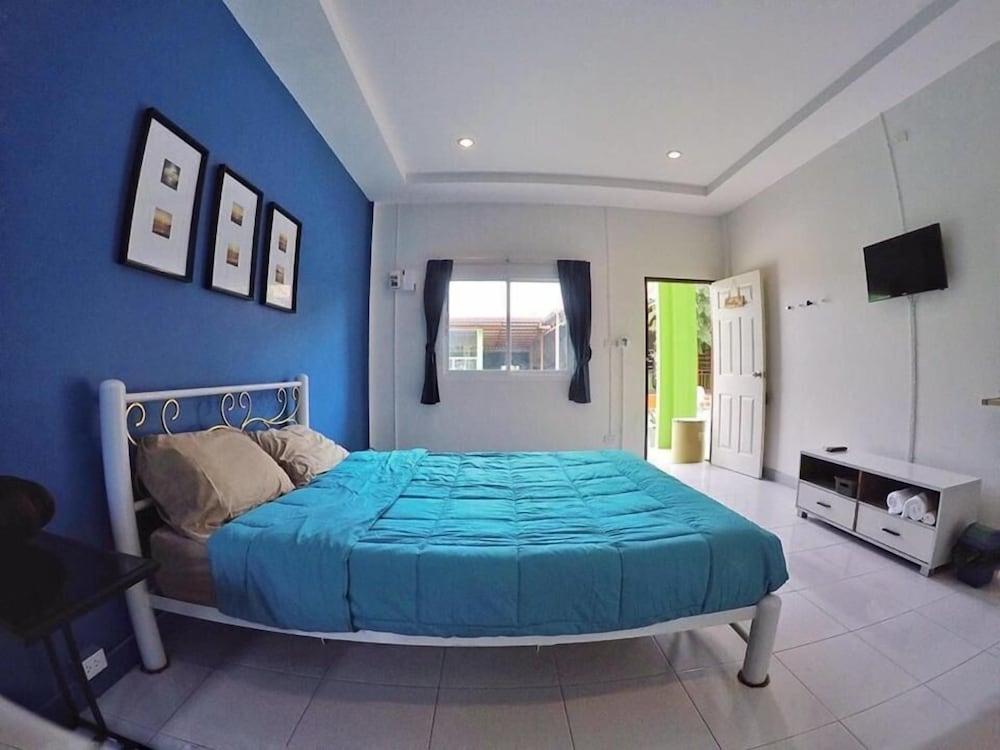 VII House Rawai Phuket Villa Exterior photo